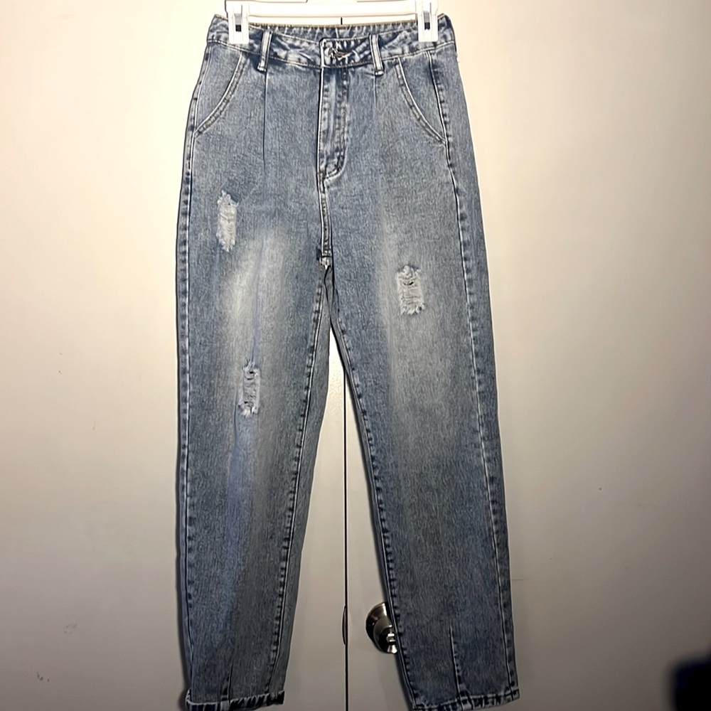 Shein Size Small Light Wash Ripped Frayed Straight Leg Jeans High Waisted